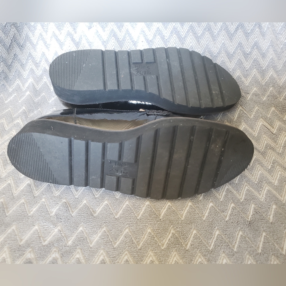Naturalizer glossy black patent leather loafers 9.5 - Picture 7 of 7